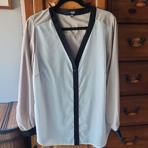 Elementz Two-Tone Button-Front V-Neck Blouse - Beige/white/w Blacktrim neckline